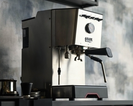 イタリアのエスプレッソマシンブランド「GAGGIA(ガジア)」からデュアルボイラー搭載の最新セミオートエスプレッソマシンが登場