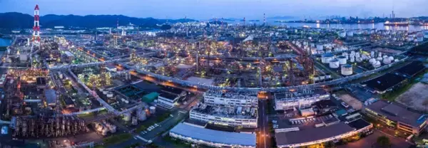 「IOWN(R) APNと60GHz帯無線LANにより、コンビナートの高度化を支える大容量・低遅延通信環境を実証」の画像