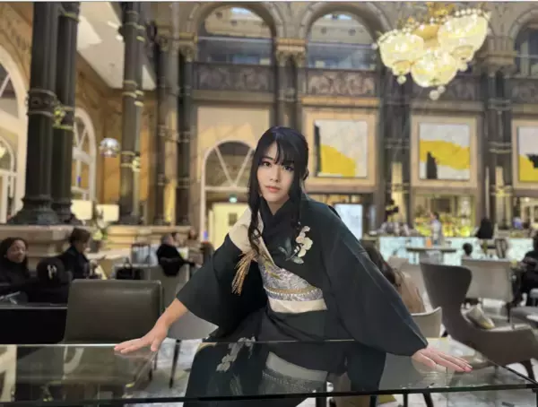 【日本人アーティストが歴史的快挙】市場価格が8年で1,568倍！アートで命を救う現代アーティスト、池田　真優。「国家戦略の鍵」となる素材を開発した企業との共創により、APEC会議でも注目の“世界初となる投資モデル”を創出