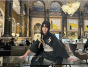 【日本人アーティストが歴史的快挙】市場価格が8年で1,568倍！アートで命を救う現代アーティスト、池田　真優。「国家戦略の鍵」となる素材を開発した企業との共創により、APEC会議でも注目の“世界初となる投資モデル”を創出