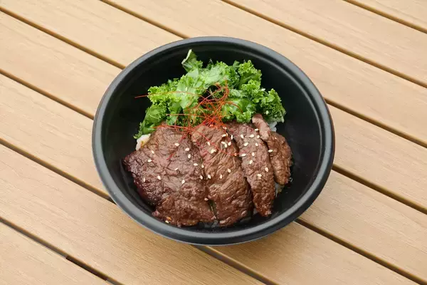 「神戸ウォーターフロントTOTTEIで手ぶらBBQ　EN³が"開港祭"にあわせ3月20日より新サービス開始」の画像