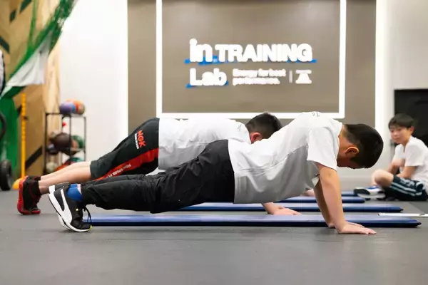 「日本カート協会、森永製菓inトレーニングラボとパートナーシップを締結」の画像