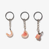 「清澄白河のThe Bee's Knees Galleryに日常に寄り添う“小さなアート”が集結！国内外の作家による展示販売会《ラッkeychain展4(TM)》を開催」の画像2