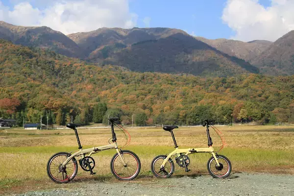 持ち運ぶためにつくられた電動アシスト自転車「TRANS MOBILLY NEXT」シリーズに新色登場！2026年1月下旬発売