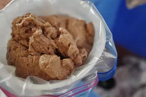 「年に一度の木苺ビール、アートデザイン缶になって登場　「ロート・ラズベリー」缶商品発売のお知らせ」の画像