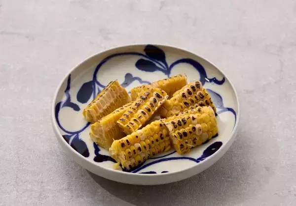 「父の日ギフトの正解はこれ！会話が弾む「ユニークなお酒のアテ・おつまみ」特集」の画像