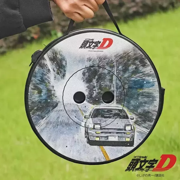 『頭文字D』グッズが集結！CAMSHOPポップアップストアをサックスバー佐賀ゆめタウン、久留米店にて開催