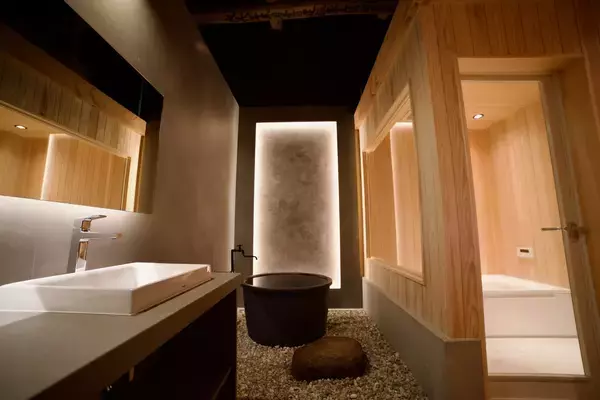 「【滋賀・長浜】建築家・馬渕氏設計の大正町屋リトリートで祝う、おふたり様の記念日5大特典プラン開始－食事は滋賀県初「食の匠」Biwacollage｜2026年2月26日スタート」の画像