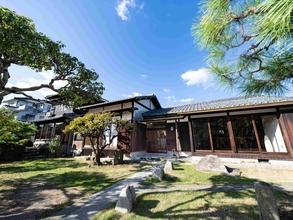 初公開。10年間毎月通い続けた元オーナー「実家は絶対朽ちさせない」。守り続けた空き家に新しい継承者が現れるまでの物語