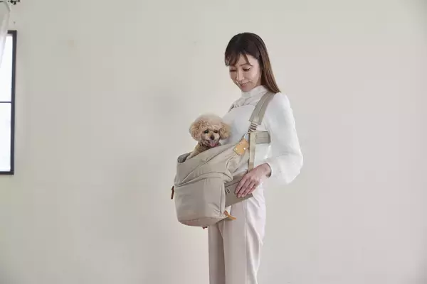 「【体験会開催】東大阪の創業80年のモノづくり企業がワンちゃんの“ちょい抱っこ”を叶える新発想バッグを開発」の画像