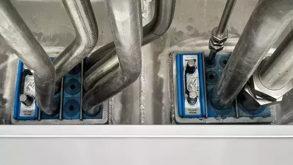 漁業取締船の仕様に指定された Roxtec シールが登用されました