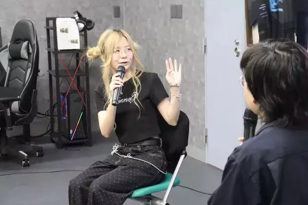「【岡山理科大学】フェンネルの元プロゲーマー、CURUMIさん招いて交流会　理大ｅスポーツ研究会」の画像