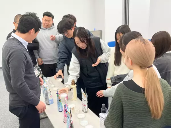 「ドラッグストアモリ×中村学園大学の共同開発商品「FRAGRANCE柔軟剤 月下美人の香り」が新発売！」の画像