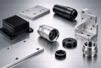 【低環境負荷・高品質を両立するアルマイト処理】