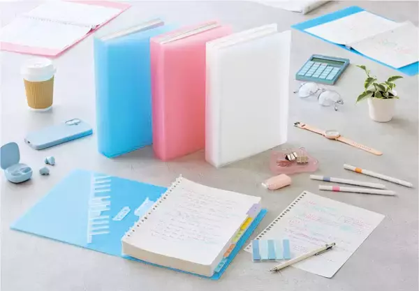 大容量350枚収容できるバインダーが『FRIOR』(フリオール)シリーズで発売