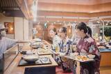 「＜大江戸温泉物語グループ＞お盆期間限定で夕食バイキングに高級食材の追加決定！いくらがいくらでもかけ放題！ご予約受付中」の画像2