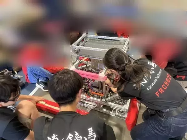 「STEM 教育の普及を目指す中高生団体が国際ロボコンに挑戦」の画像