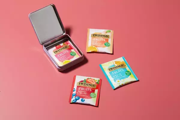 「英国王室御用達トワイニング　イギリス発の人気アイテムが初上陸＜トワイニング＞「ティー ポケット缶(ピンク／ブルー）」2026年3月10日（火）新発売」の画像