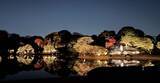 「庭紅葉の六義園　夜間特別観賞令和８年11月25日（水）～12月６日（日）開催」の画像1