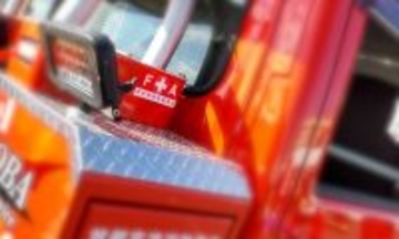 新たな推進施策として、加盟事業者が保有するレッカー車両への「提供表示式 救急キットFA」の導入を開始！