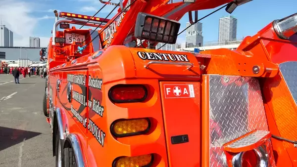 「新たな推進施策として、加盟事業者が保有するレッカー車両への「提供表示式 救急キットFA」の導入を開始！」の画像