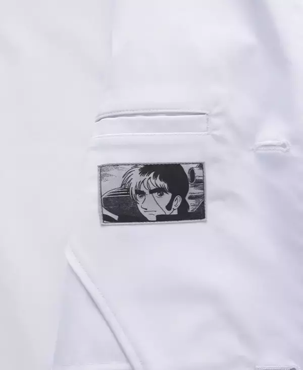 「揺るがない想いを、静かに纏う。医療漫画の不朽の名作「ブラック・ジャック」との第二弾となるコラボレーションを発表。スクラブはもちろん、新たに白衣も登場：メディカルアパレルブランド・クラシコ」の画像