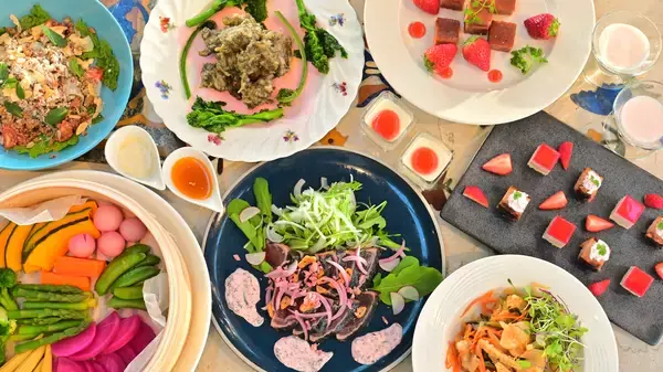 淡路島の春野菜と島いちごを贅沢に楽しむ春のごちそうオーシャンテラス『春ビュッフェ』3月2日より開催