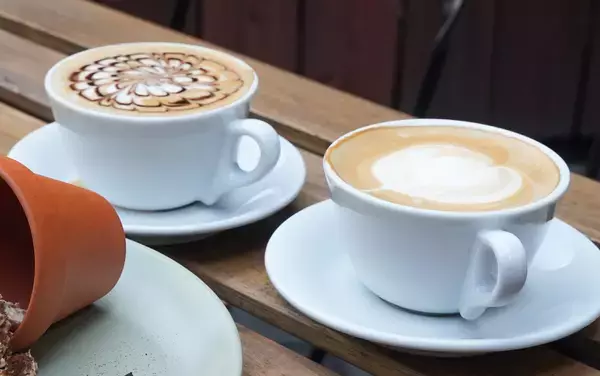 「＜ふわふわ食感×旬の果実＞オールデイダイニングAiko plus　「天使のシフォンサンド イチゴ」を販売開始」の画像