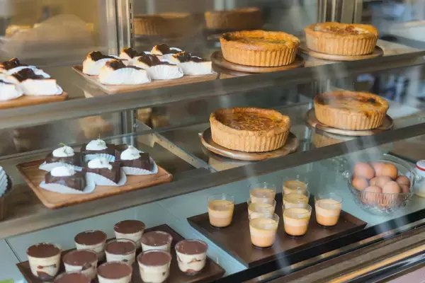 「＜ふわふわ食感×旬の果実＞オールデイダイニングAiko plus　「天使のシフォンサンド イチゴ」を販売開始」の画像