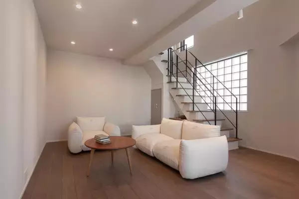 「nuリノベーションが『フローリビングのある暮らし』をコンセプトにしたリノベーションマンションをプロデュース」の画像