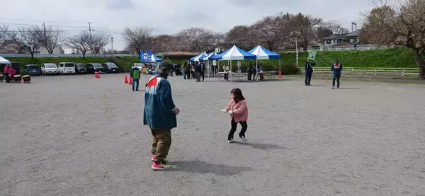 学びクラブ「凧つくりと新春凧揚げ会」を開催【相鉄グループ】