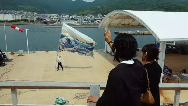 「すべての卒業生へ、思い出作りのお手伝い。卒業旅行応援「#卒ウズ’26キャンペーン」を2月1日より開催！～1,000円分のお買い物券プレゼント＆抽選で豪華VIP招待～」の画像