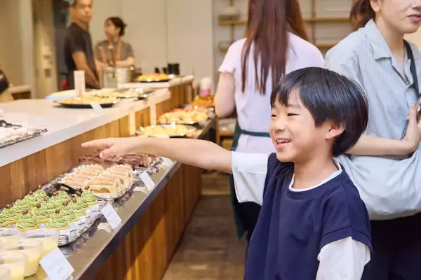 「卵・乳・小麦不使用。食のバリアフリーを、もっと当たり前に。応募総数は過去最高の600名！北海道から沖縄まで全国の“アレっ子”家族が集結　2月22日(日)開催「第6回 アレルギーフレンドリーブッフェ」取材のご案内」の画像