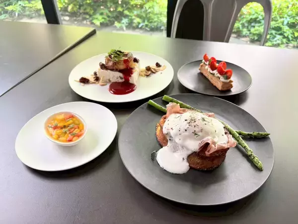「東京・立川で味わう、五感で涼む朝の贅沢　エミリーフローゲの夏季限定モーニングを開催」の画像