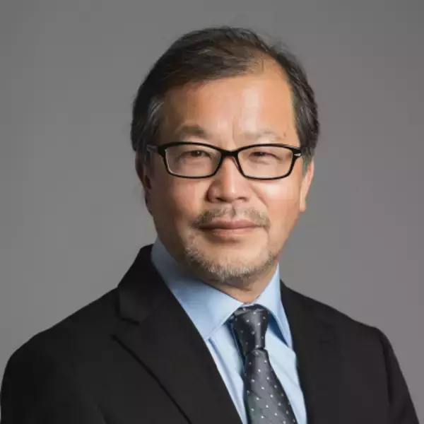 「【日本のBtoB大型購買・バイヤー・イネーブルメント実態調査2026】 購買検討の段階で、約6割が「ROI計算シミュレーター」「運用負荷の見積もり情報」を有用と評価一方、約半数が「機能比較表」は購買判断に影響しないと回答」の画像