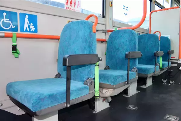 「西武鉄道の新2000系「黄色い電車」がバスになって登場！“きいろいバス”が3月1日から運行開始」の画像