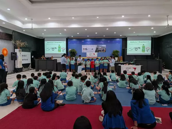 「令和7年度SFTアクションプラス(第二期)採択事業　インドネシア・バリ島で体験型お薬教室を実施」の画像