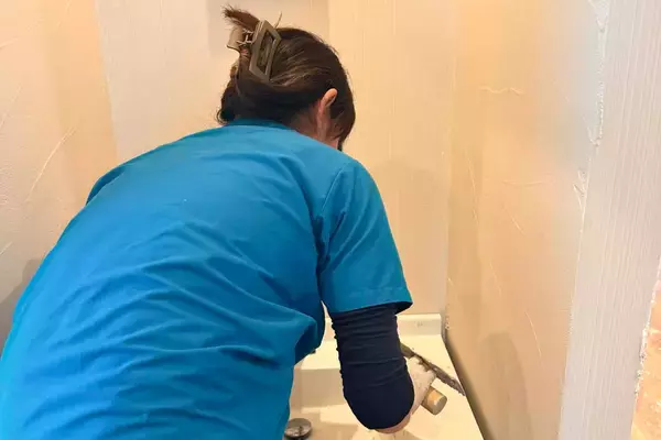 「スキマバイトの左官女子が職人不足に一役　左官女子育成「塗り壁技術習得研修」4月22日に横浜市青葉区で開催」の画像