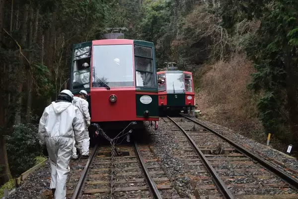 「日本一長い「坂本ケーブル」の索条（ロープ）を交換いたします」の画像