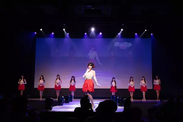 Z世代に絶大な人気のさくらさんがこれからのモデルやインフルエンサーに応援コメント！