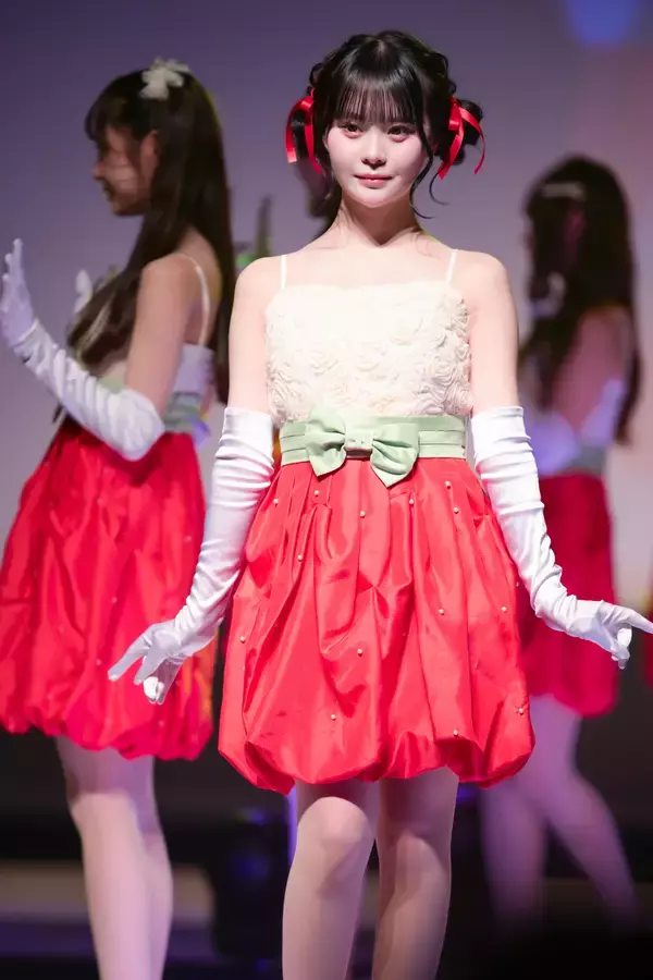 「Z世代に絶大な人気のさくらさんがこれからのモデルやインフルエンサーに応援コメント！」の画像