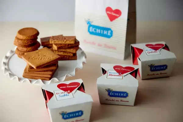 「エシレ・マルシェ オ ブール <大阪・梅田>ホワイトデー限定缶「サブレ・ショコラ ブラン」発売2026年3月1日（日）～3月14日（土）」の画像