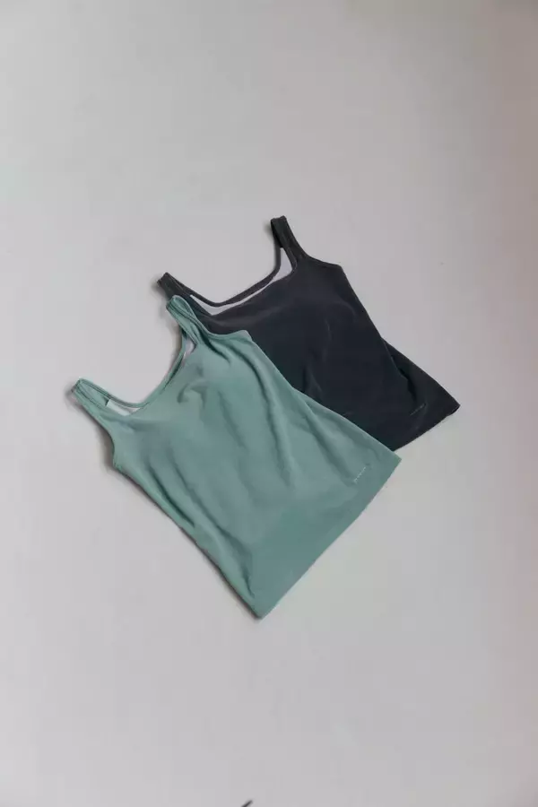 「「OUR WACOAL」と「YANUK」が初のコラボレーション！デニムに合わせてスタイリングが決まるカップインウェアを6月4日(木)から発売」の画像