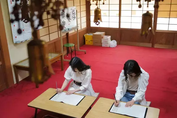 「姫路市・光明寺にて、今年も「滝行体験」を開催」の画像