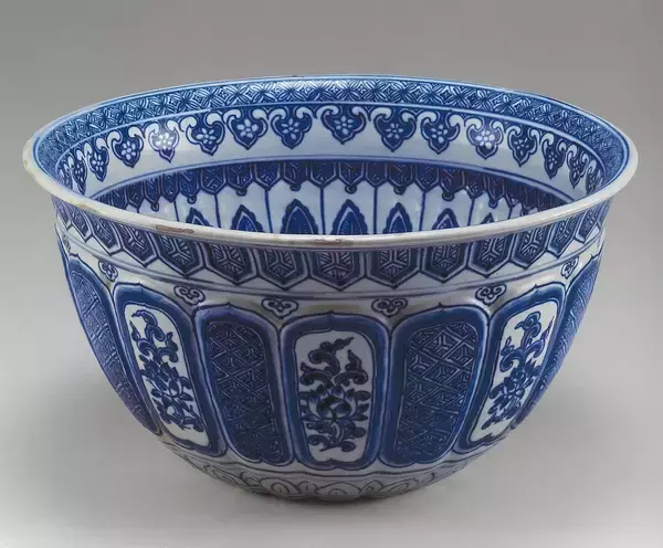 「多彩なやきものが集結！「アジアのやきもの」展を開催します」の画像