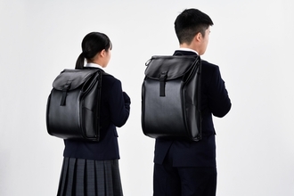 中高生の健康に配慮 ランドセル技術を活かした通学鞄「rakuru」を村瀬鞄行が新発売