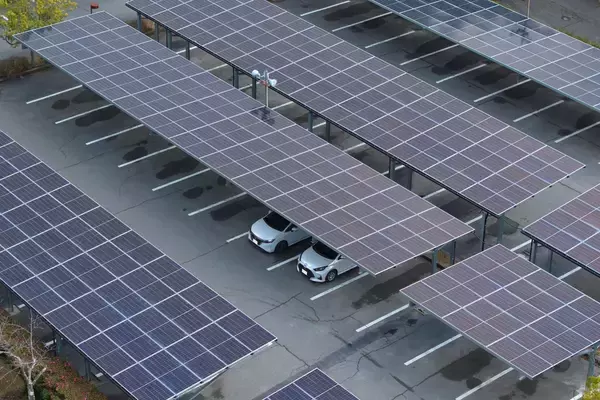 「「有田リソルゴルフクラブ」、ソーラーカーポートを稼働開始」の画像