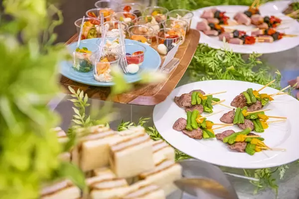 「シダックスコントラクトフードサービス×ボンディッシュ　需要2倍の本格ケータリングを社食・学食で全国提供開始」の画像