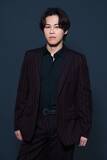 「“歌謡界のファッションリーダー”伊達悠太、7月29日に新曲リリースが決定！」の画像1