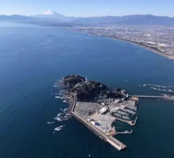 「富士山・湘南・都心の夜景を50分間でフライト　みなとみらい発ヘリ遊覧に新コースが登場」の画像
